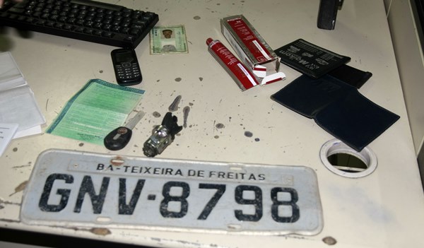 CETO recupera carro roubado e desarticula esquema de desmanche 2