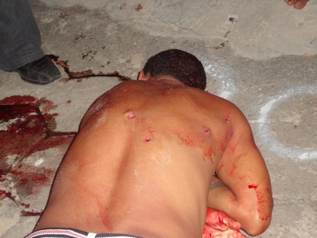 Fernando Ferreira executado com 10  tiros no Wilson Brito (2)