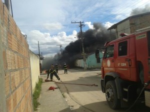 Ônibus incendiado1