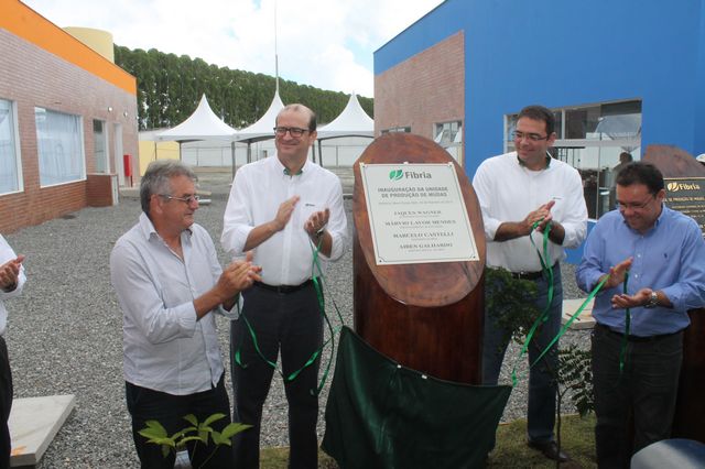 Inaugurada Unidade de Producao de Mudas da Fibria7