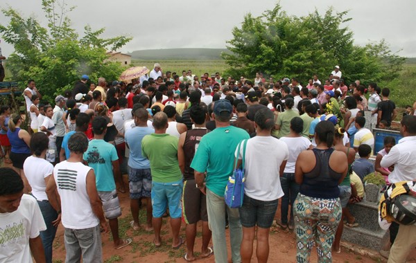 Enterro de Gel Lopes5