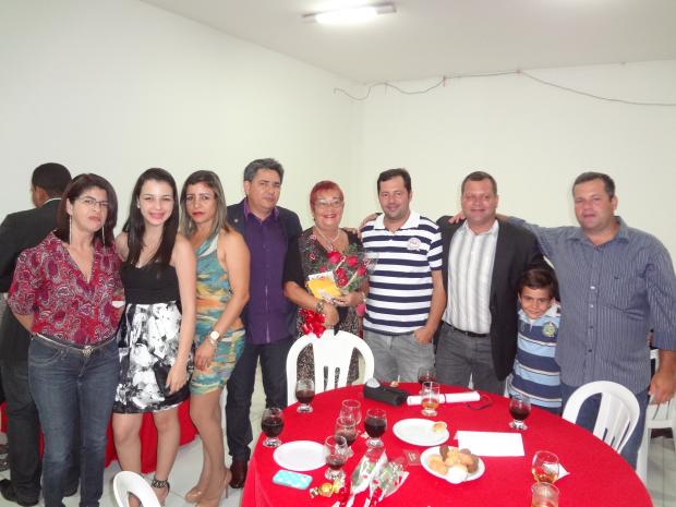 Familia de Aguinaldo da Saude em dia de homenagem as mulheres