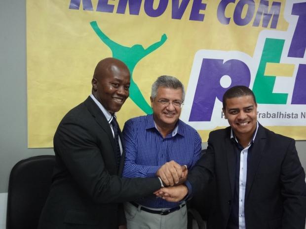Posse de Adriano Souza e Juvenal das Laranjas na direcao do PTN (1)