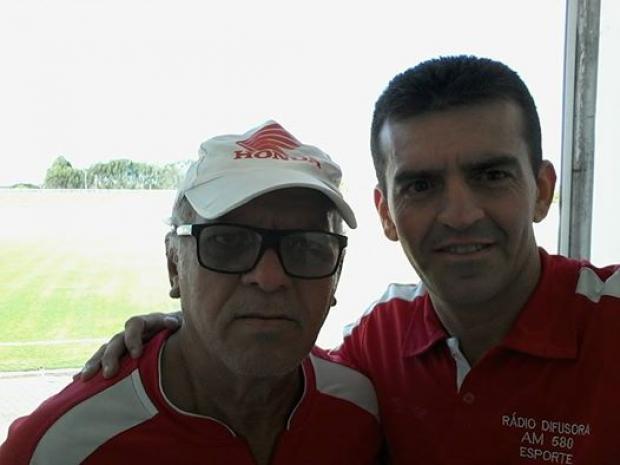 Amadeu Ferreira e Edinaldo Gois da equipe Difusora AM 580  presente em todas as rodadas da Copa do Descobrimento