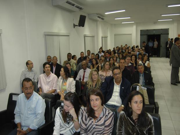 Humberto Marcal toma posse na vara cime de Teixeira de freitas (2)