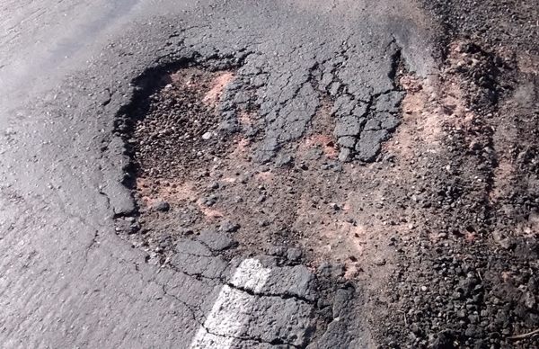 Uma crianca morre e outros 4 passageiros ficam feridos em acidente na Br-1013