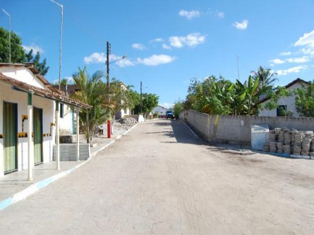 RUA ALTINO DE SOUZA NOVA TRIBUNA DISTRITO DE CARAVELAS