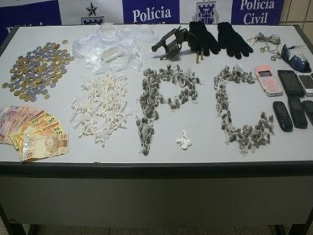 Material apreendido em poder Flavio Viana Lima, Joalisson Moreira Santos