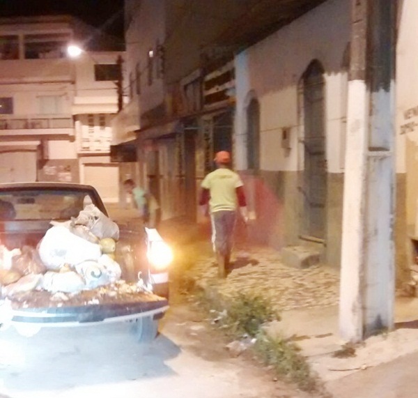 Biosanear-recolhe-lixo-em Saveiro3