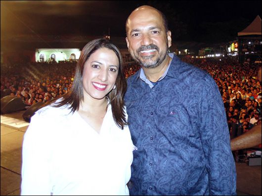 Claudia e Roberio Oliveira