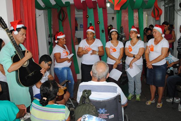 Confraternizacao Mae Maria5