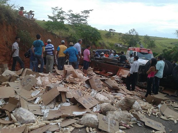 Acidente na rodovia Lajedao1