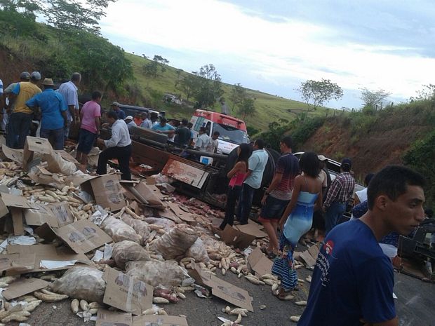 Acidente na rodovia Lajedao2