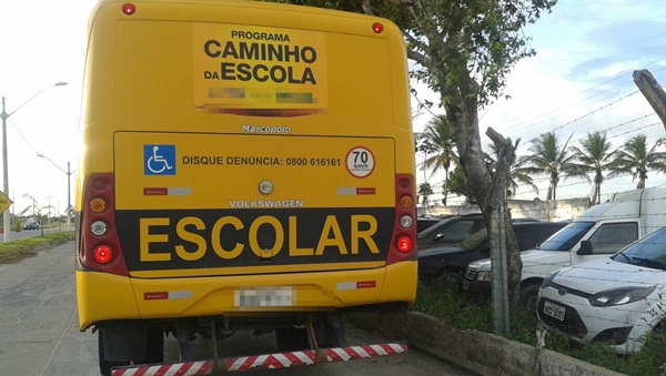 onibus escolar