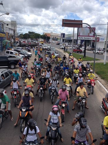 Protesto contra Dilma Teixeira de Freitas3