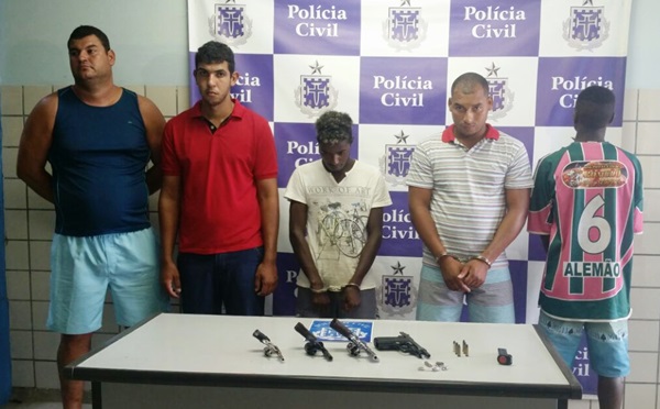 Quadrilha que roubou armas na delegacia de Alcobaca