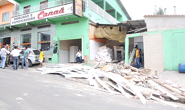 Panificadora Canaa destruida