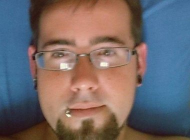 Alexander McDonald acusado de matar a mae