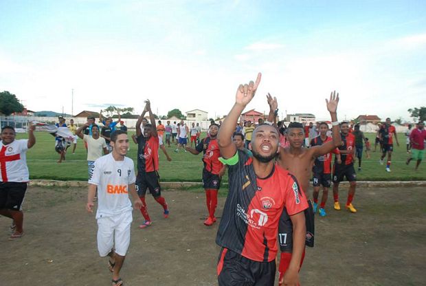 Escolinha do Vitoria campeao de itamaraju2
