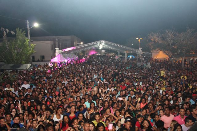 _PUBLICO PRESENTE AO SHOW DE THALLES ROBERTO CANTOR GOSPEL