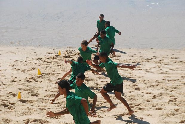 Selecao de Itamaraju treina em Prado3