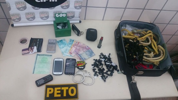 material apreendido com Vagner Costa Souza e Lucas Morais Costa