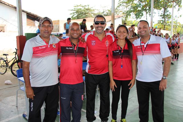 tn_OSMAR GUARNELLES, ARBITROS REGIS, DAVI, LEONARDO