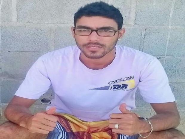 Geisson Pereira de Souza2