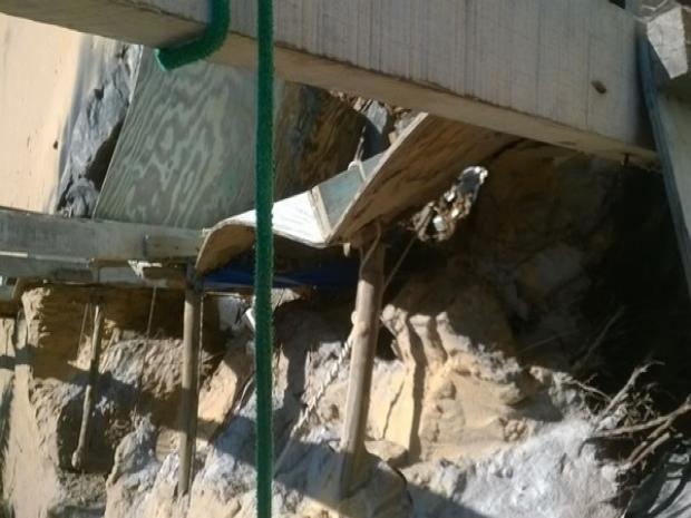 Ressaca do mar em Alcobaca4