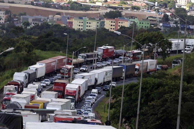 Protesto dos caminhoneiros pelo Brasil (1)