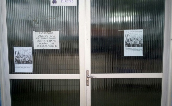 Policiais civis paralizados