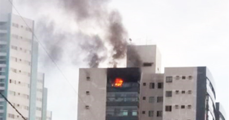 Menina incendeia apartamento ao tentar matar barata