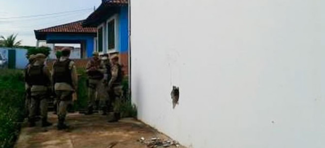 Policiais impedem fuga de mais de 70 detentos em Barreiras