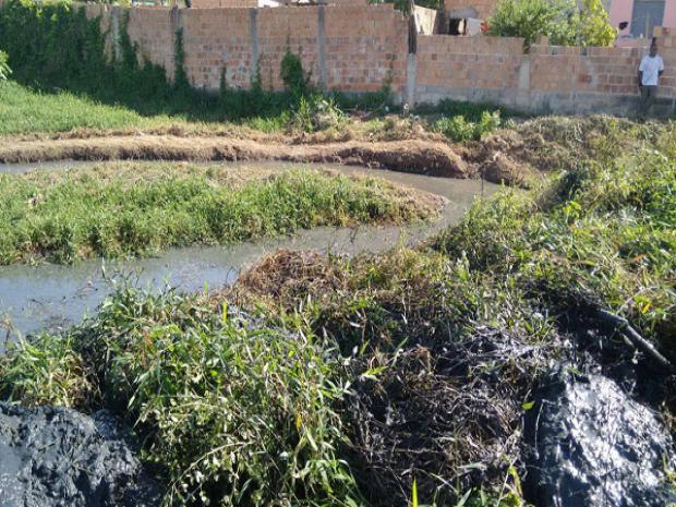 Esgoto Tancredo Neves