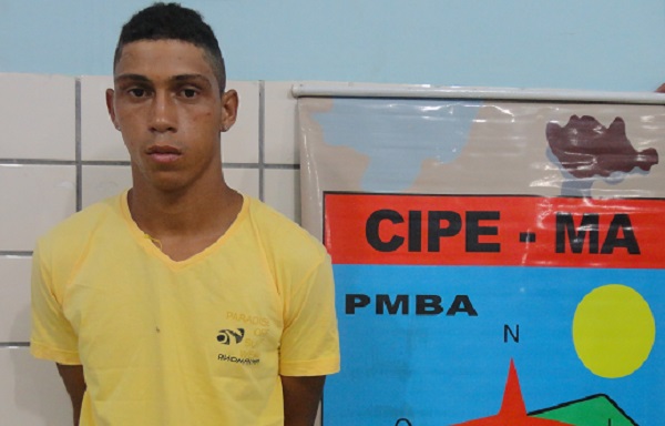 Gilson Barbosa dos Santos preso com 30 quilos de maconha