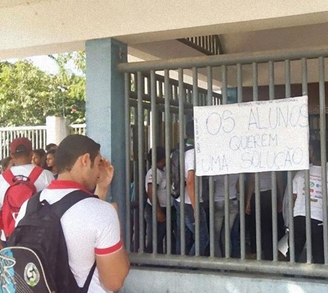 Sem os preceptores alunos do curso de enfermagem realizam protesto no CETEPES (2)