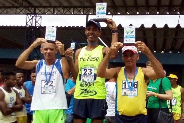 Atletas teixeirenses primeiro lugar1