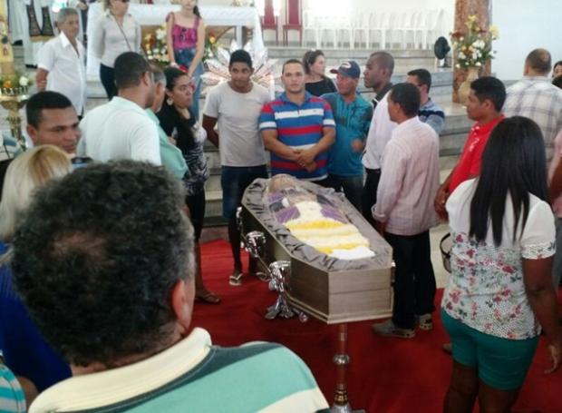 Sepultamento padre Apparecido2