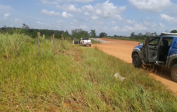 homem-com-carro-roubado-morre-em-confronto-com-a-pm-assista-2