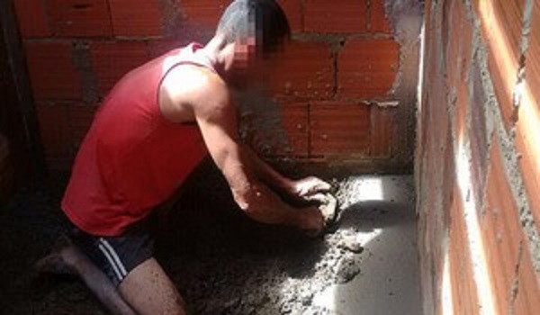 Homem mata ex-mulher, enterra corpo e joga concreto na cova