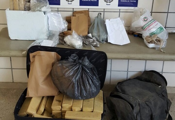 DTEDRACO incinera mais de 42kg de drogas em Teixeira de Freitas (2)